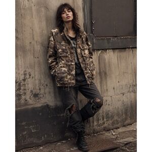 Endless Love Cotton Camo Military Utility Cargo Jacket Size L Grunge Streetwear